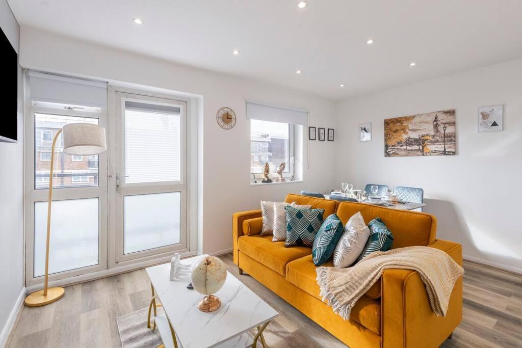Ferienwohnung Shard View 2Br Next Tower Bridge London Exterior foto